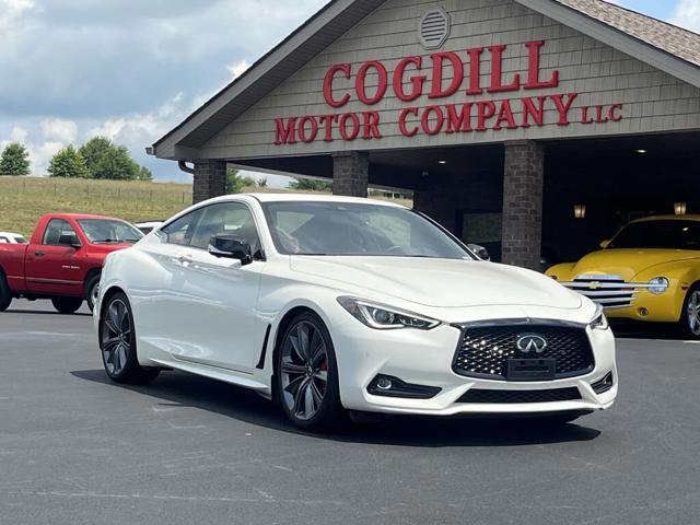 2022 Infiniti Q60 Red Sport 400