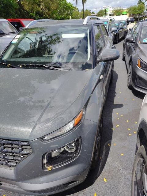 2025 Hyundai Venue SEL FWD