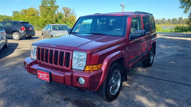 2006 Jeep Commander Base