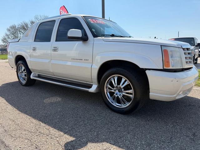2002 Cadillac Escalade EXT Base