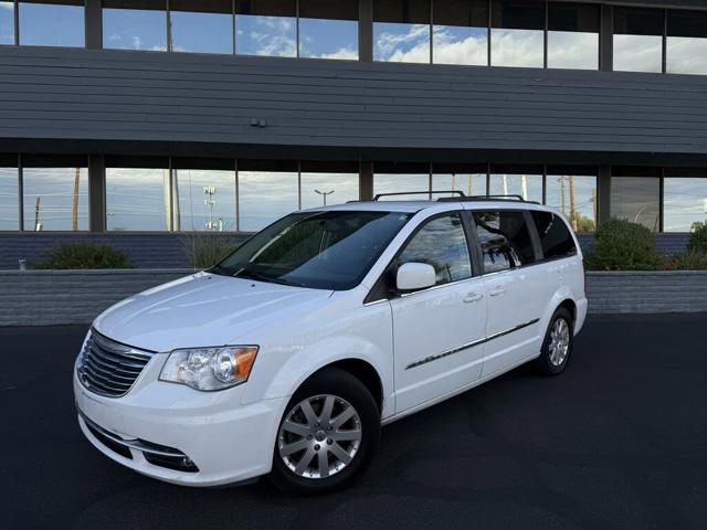 2016 Chrysler Town and Country Touring