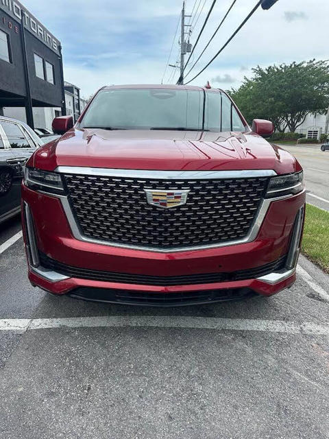 2023 Cadillac Escalade ESV Luxury 4WD