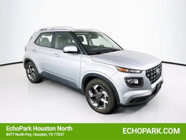 2022 Hyundai Venue SEL FWD