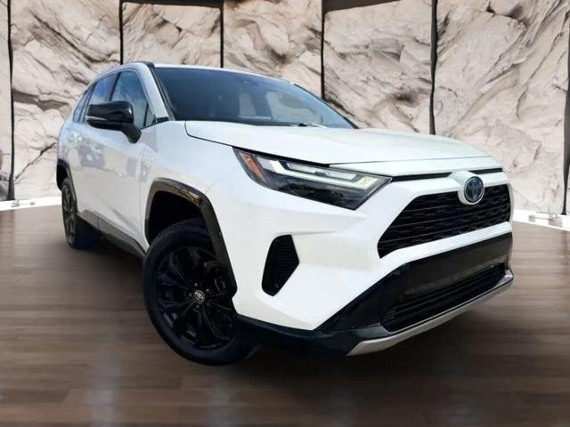 2023 Toyota RAV4 Hybrid SE