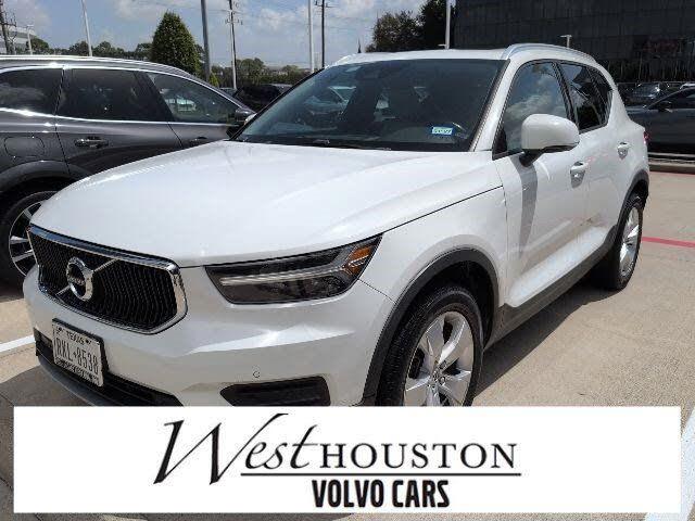 2020 Volvo XC40 T5 Momentum
