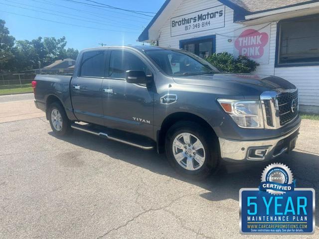 2017 Nissan Titan SV