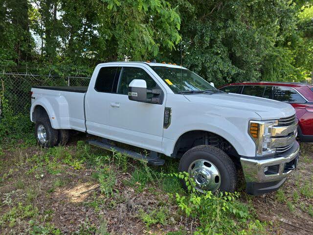 2019 Ford Super Duty F-350 DRW Lariat