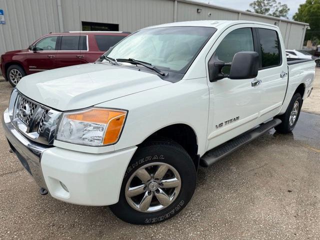 2013 Nissan Titan SV