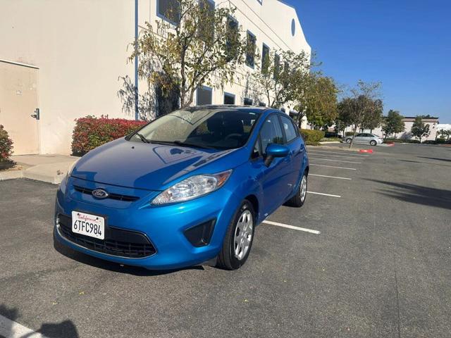 2012 Ford Fiesta SE Hatchback