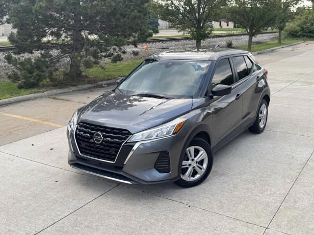 2021 Nissan Kicks S