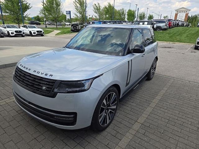 2024 Land Rover Range Rover P530 SE AWD