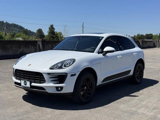 2017 Porsche Macan AWD