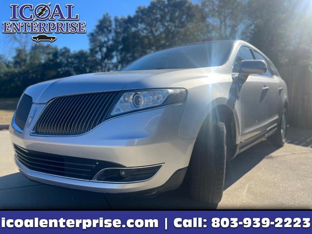 2015 Lincoln MKT Base