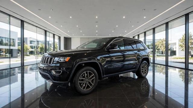 2020 Jeep Grand Cherokee Laredo E