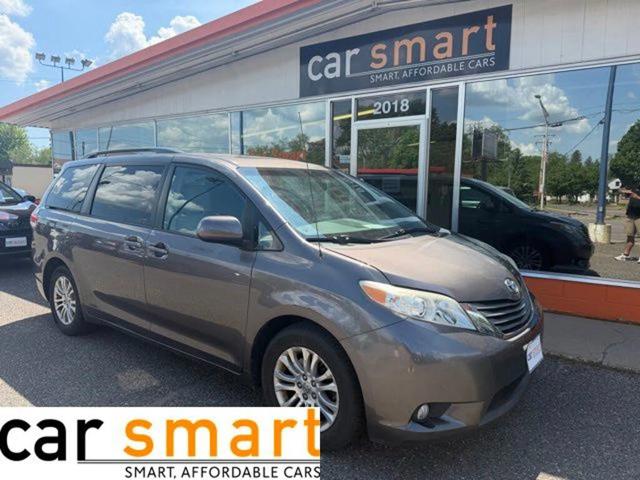 2013 Toyota Sienna XLE 7-Passenger