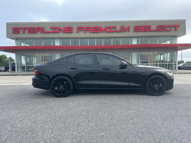 2024 Volvo S60 B5 Plus Black Edition