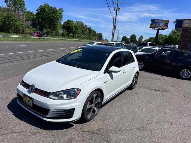 2015 Volkswagen Golf GTI 2.0T S 4-Door FWD