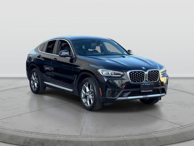 2024 BMW X4 xDrive30i