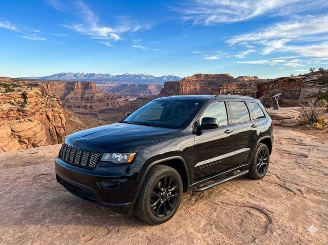 2020 Jeep Grand Cherokee Altitude