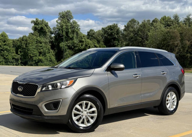 2018 Kia Sorento LX V6