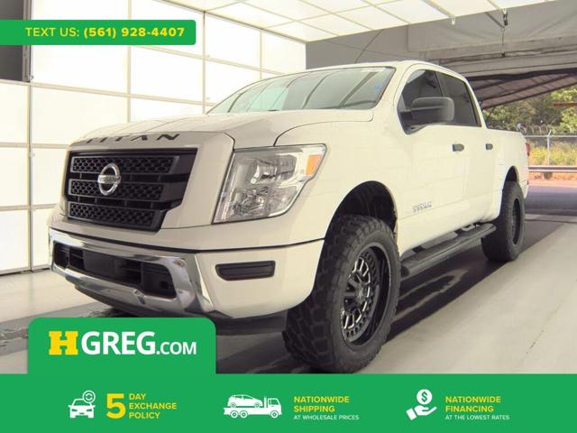 2022 Nissan Titan SV RWD