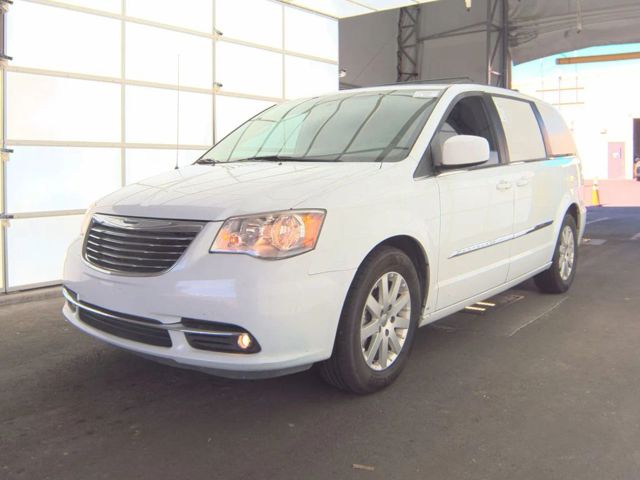 2016 Chrysler Town and Country Touring