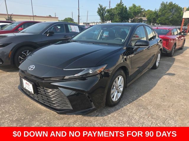 2025 Toyota Camry LE FWD