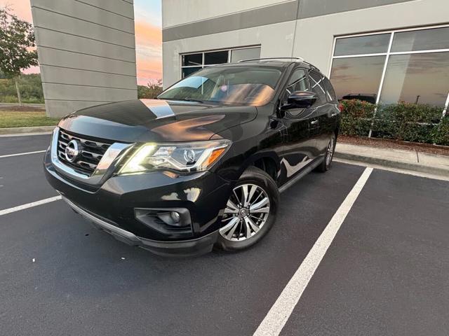 2019 Nissan Pathfinder SL