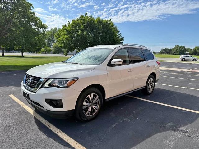 2019 Nissan Pathfinder SL FWD