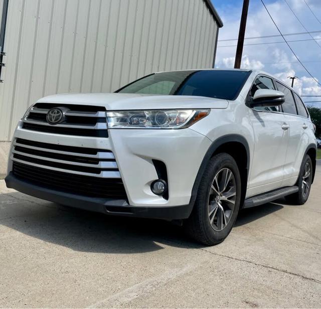 2018 Toyota Highlander LE