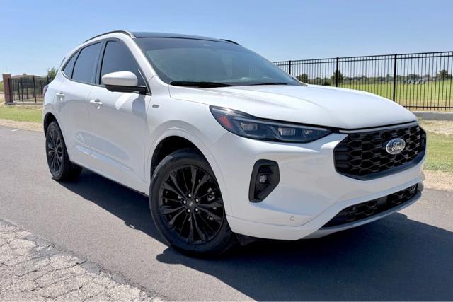 2025 Ford Escape ST-Line Elite