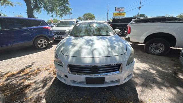 2014 Nissan Maxima SV