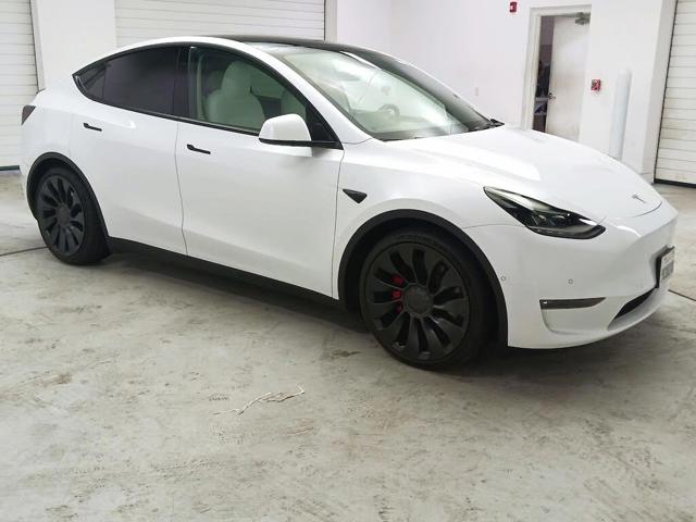 2022 Tesla Model Y Performance AWD