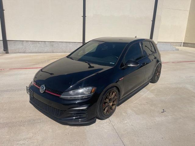 2019 Volkswagen Golf GTI SE