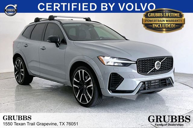 2025 Volvo XC60 Plug-In Hybrid Recharge T8 Ultra Dark Theme e