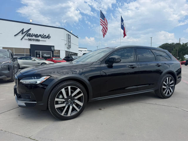 2025 Volvo V90 Cross Country B6 Plus