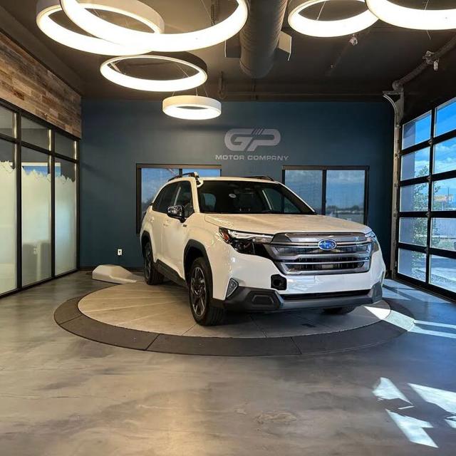 2025 Subaru Forester Premium Hybrid
