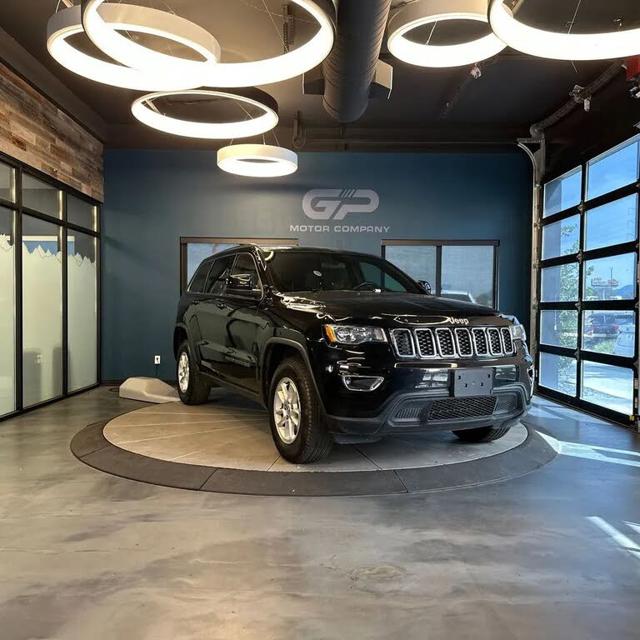 2019 Jeep Grand Cherokee Laredo E