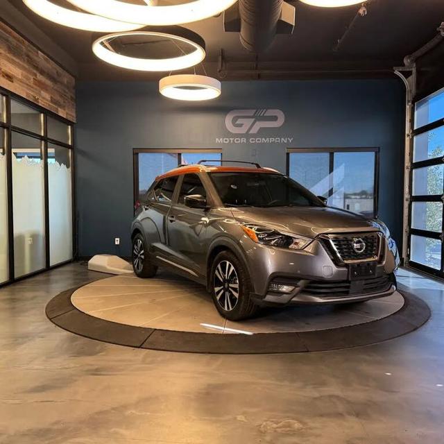 2020 Nissan Kicks SR