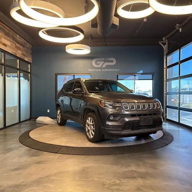 2022 Jeep Compass Latitude Lux