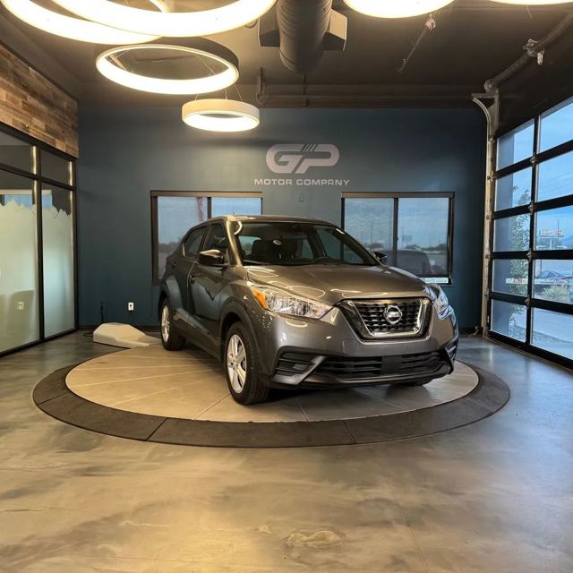 2020 Nissan Kicks S