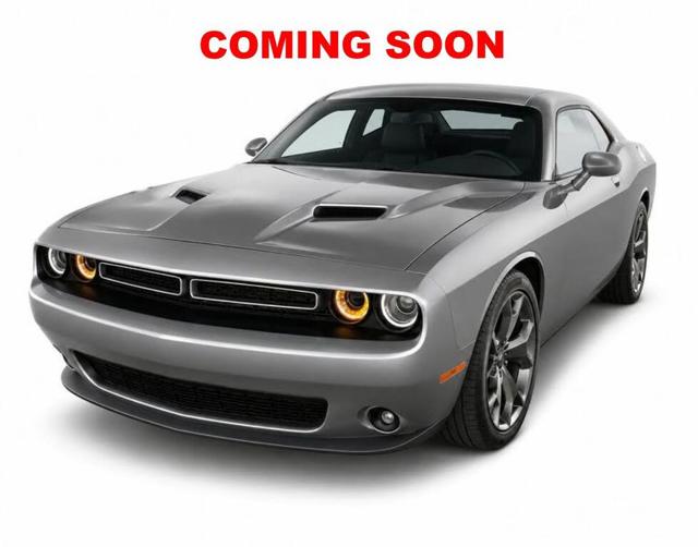 2017 Dodge Challenger SXT Plus