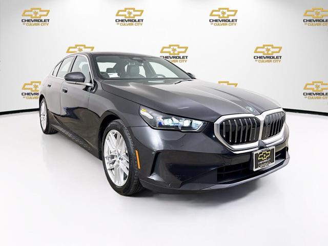 2024 BMW 5 Series 530i