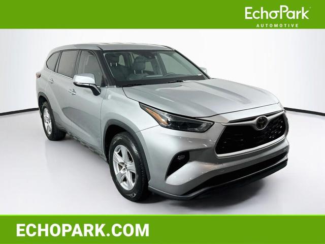 2024 Toyota Highlander LE