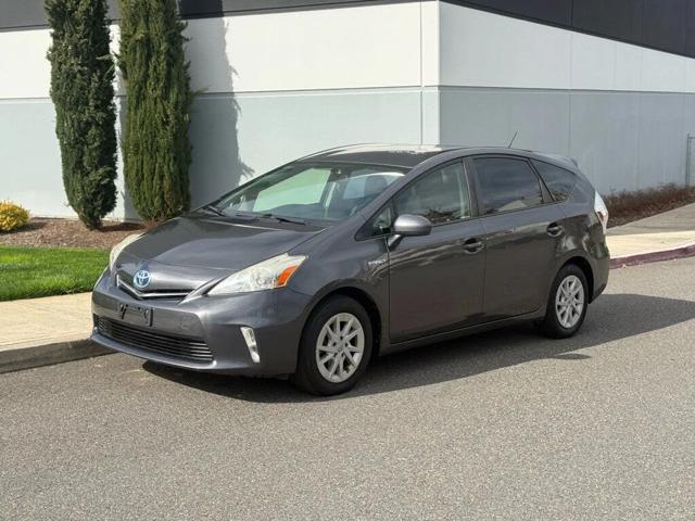 2014 Toyota Prius v Three