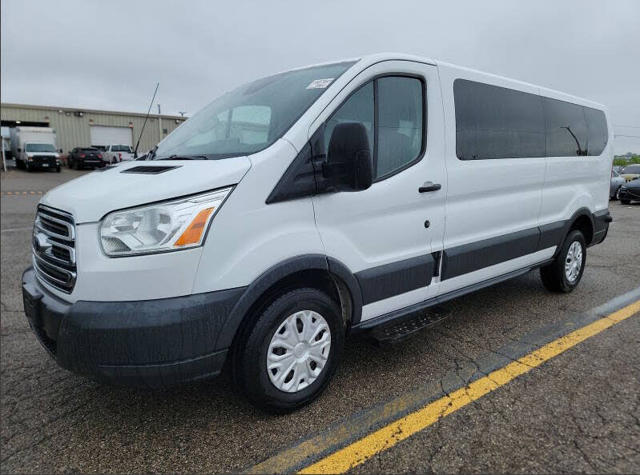 2017 Ford Transit Wagon 350 XLT Low Roof LWB RWD with