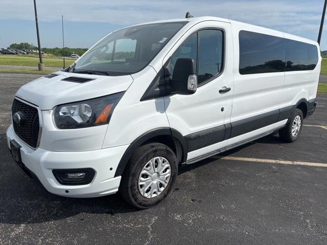 2024 Ford Transit Passenger Wagon 350 XLT Low Roof LB RWD