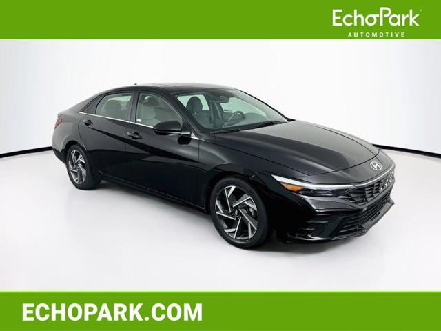 2025 Hyundai Elantra SEL Convenience FWD