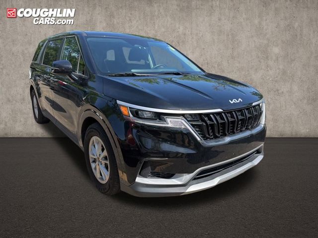 2024 Kia Carnival LX FWD
