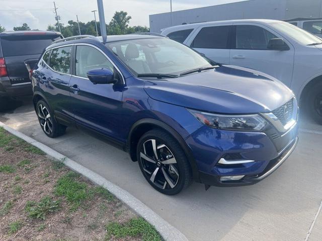 2022 Nissan Rogue Sport SL FWD